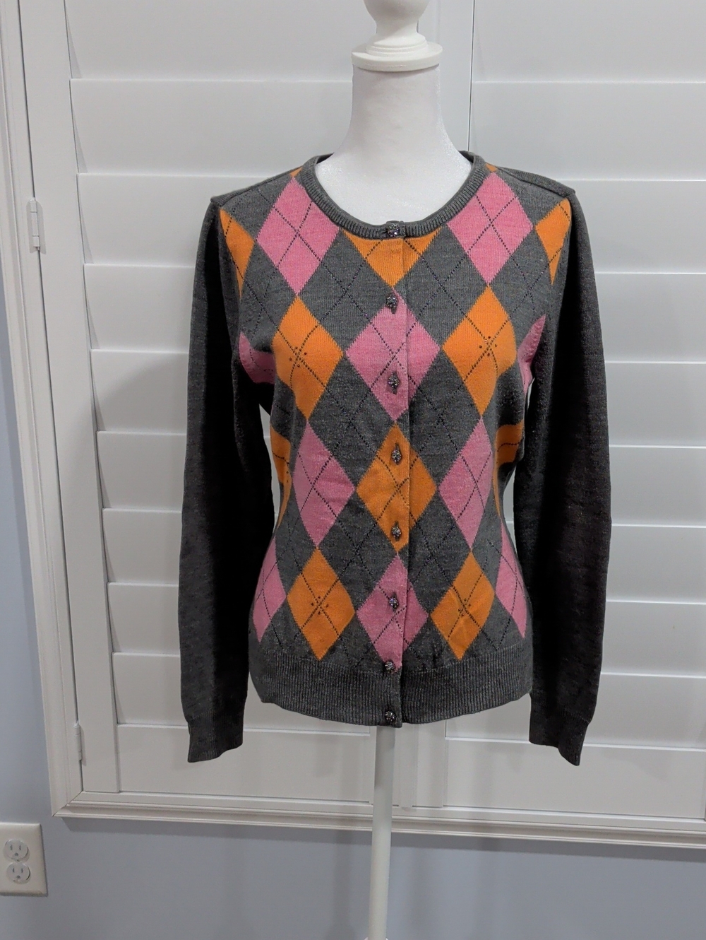 New York & Company Gray Argyle Cardigan with Pink & Orange Diamonds